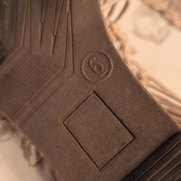 MOSSIMO  MACRAMÉ SANDALS SIZE 6 - Picture 4 of 4